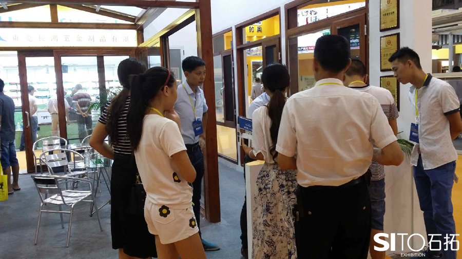 那么在展會現場我們應該注意什么?
